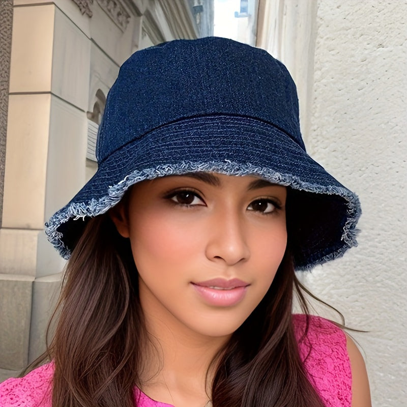 Evelien - Chic Blue Denim Bucket Hat with Adjustable Drawstring