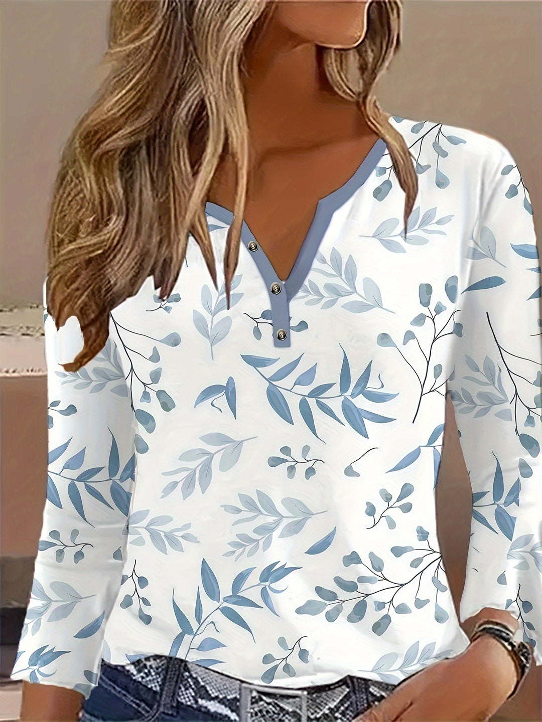 Femke - Casual T-shirt with Leaf Print and Long Sleeves | Spring &amp; Fall | Women's Fashion