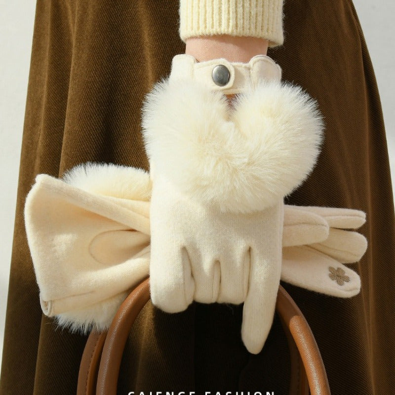 Yara - Winter Touchscreen Gloves With Rabbit Fur Detail