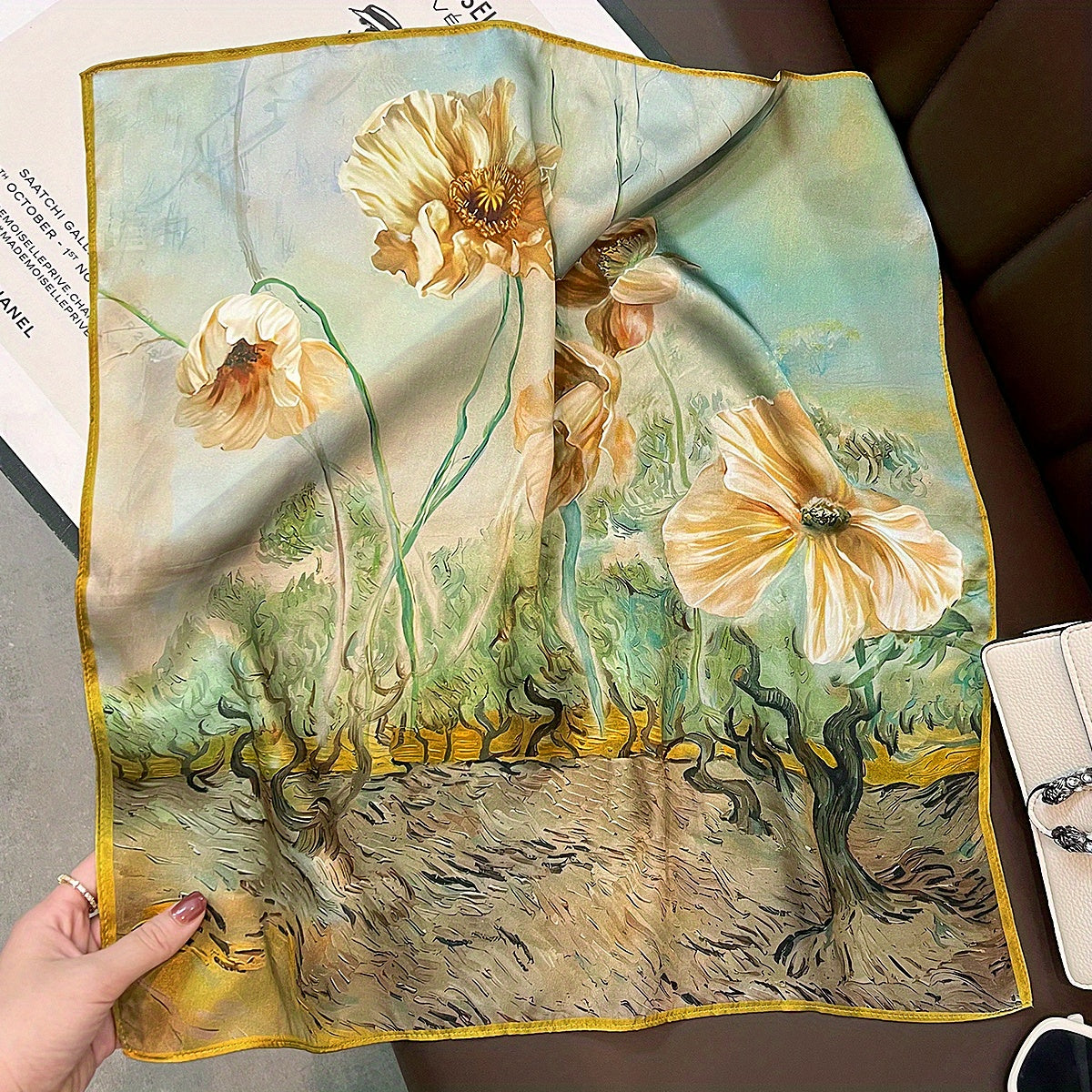 Eveline - Elegante Bloemenprint Zijden Vierkante Sjaal voor Avondje Uit