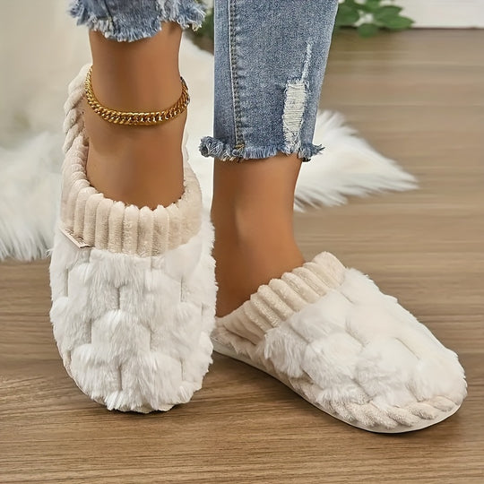 Sophie – Warm Winter Slippers with Closed Toe, Cozy Slip-On Slippers for Indoor Use