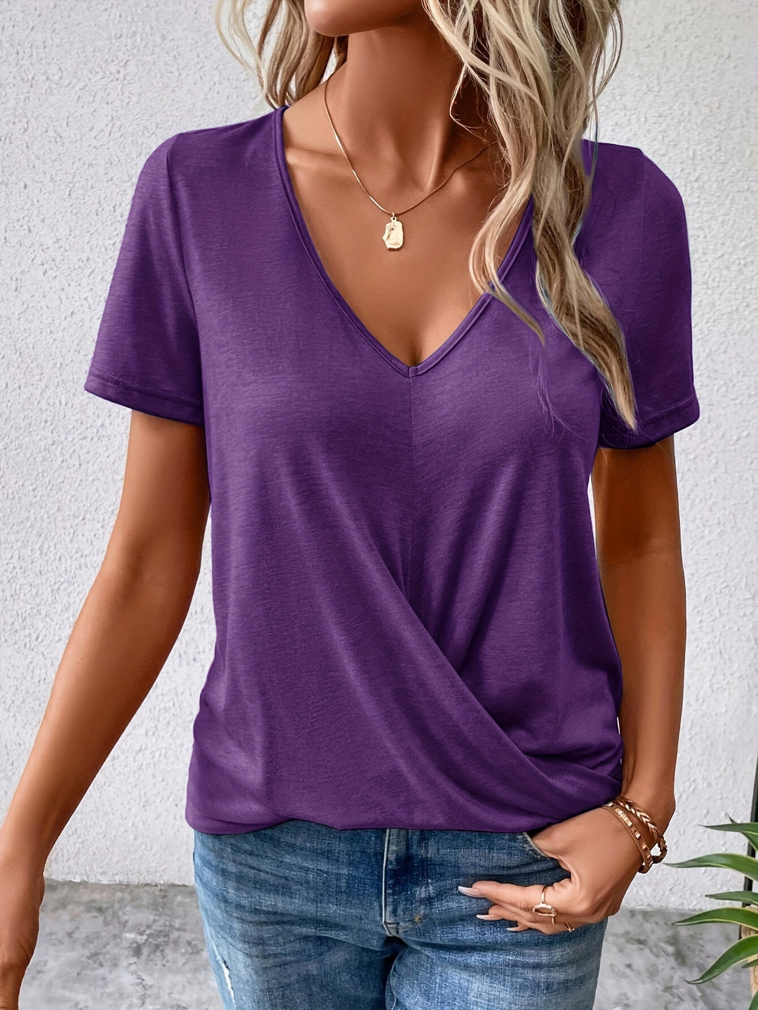 Lotte - V-Neck T-Shirt with Twisted Hem, Casual Short Sleeve T-Shirt