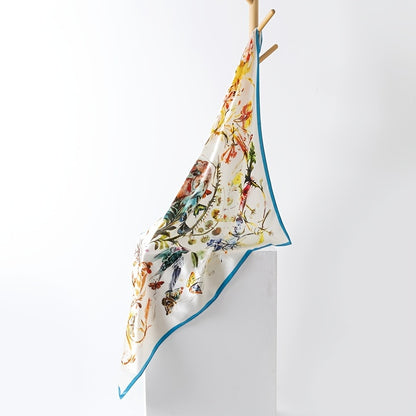 Juliette - Stijlvolle 100% Zijden Sjaal met Levendige Vlinderprint