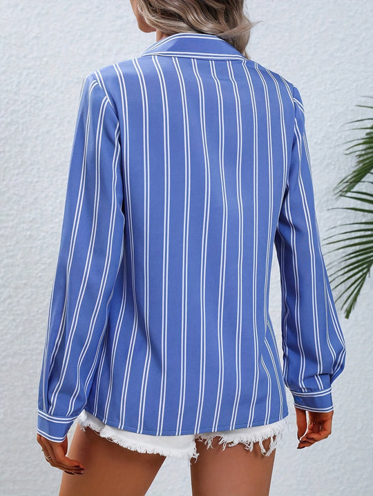 Femke - Stylish V-Neck Striped Blouse