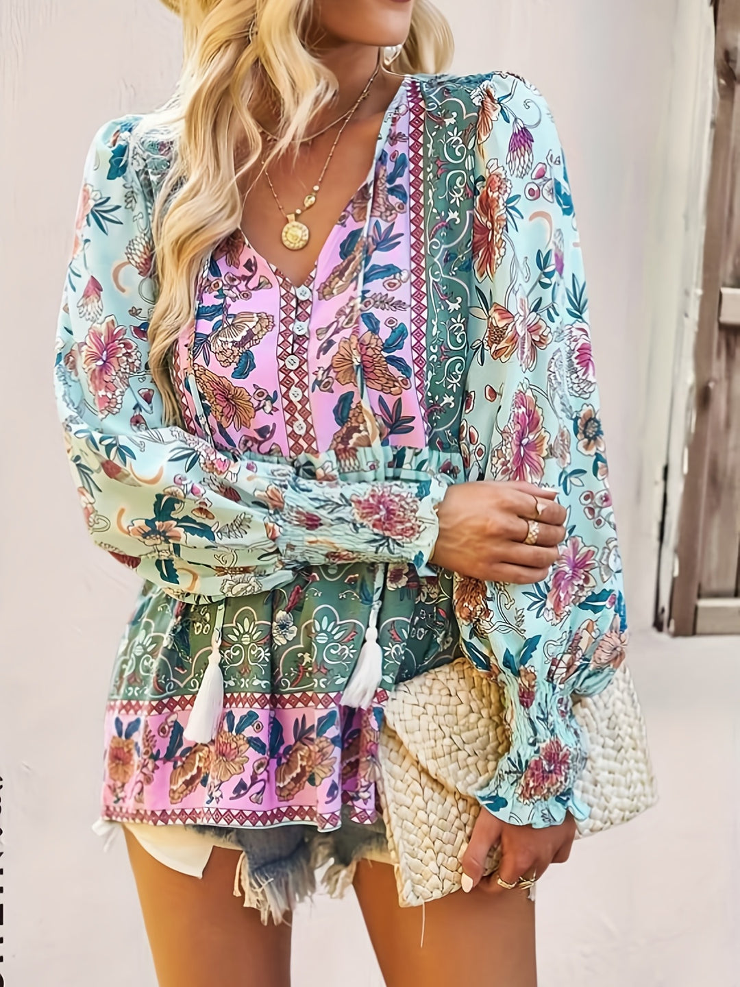 Fleur - Ethnic Floral Print Blouse with Lace and V-Neck