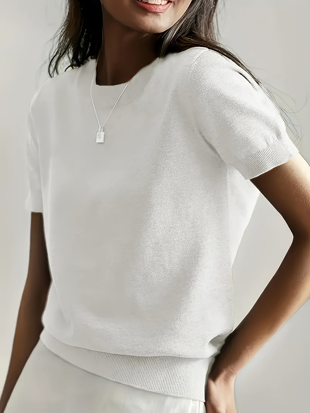 Lotte - Casual Short Sleeve Round Neck Sweater for Spring, Summer and Fall 