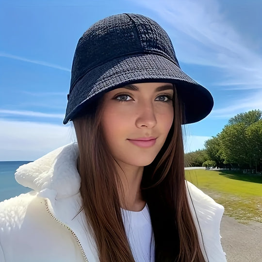 Anouk - Stylish Baseball Cap with Drawstring for Sun Protection