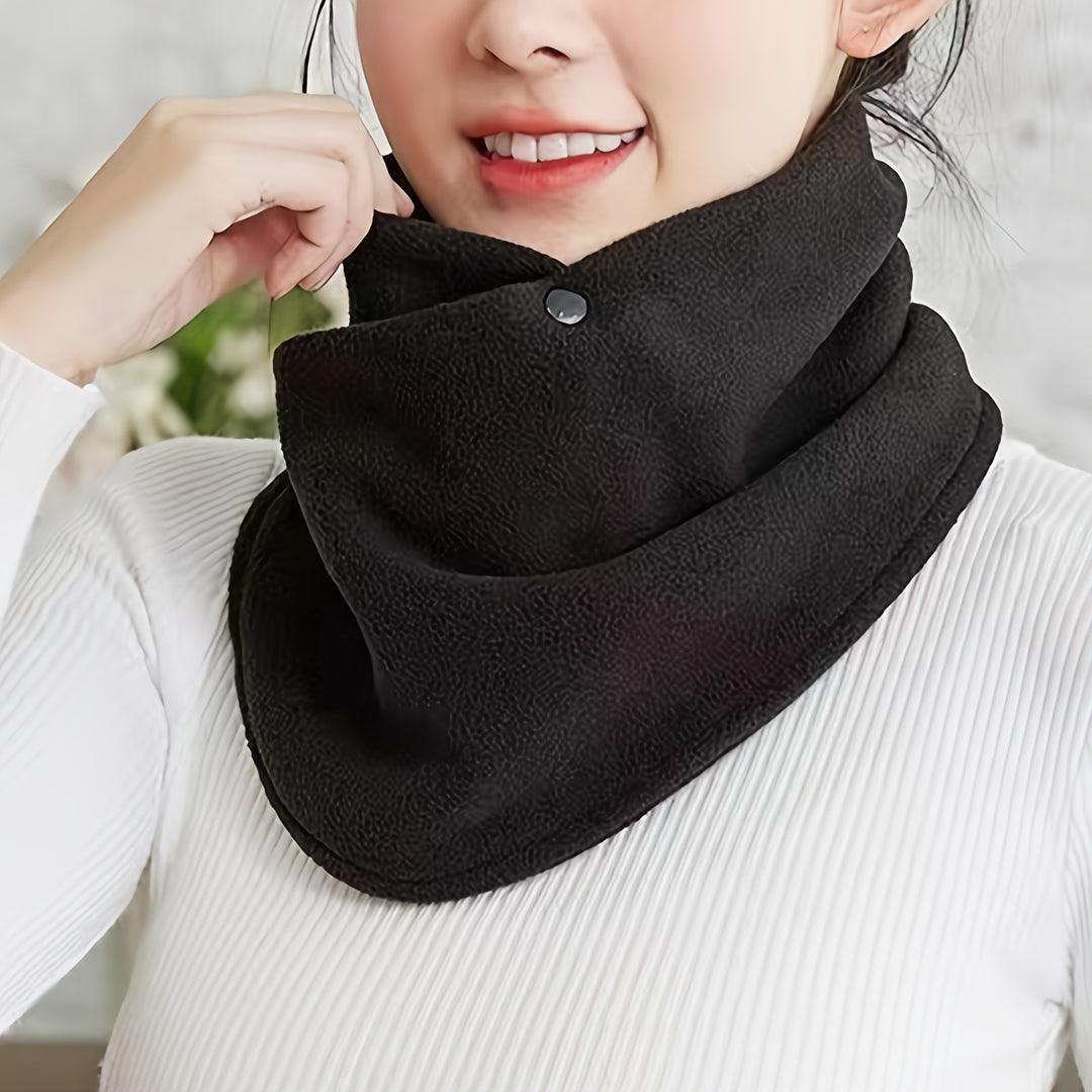 Yenthe - Elegant Knitted Winter Scarf with Fleece Lining and Snaps