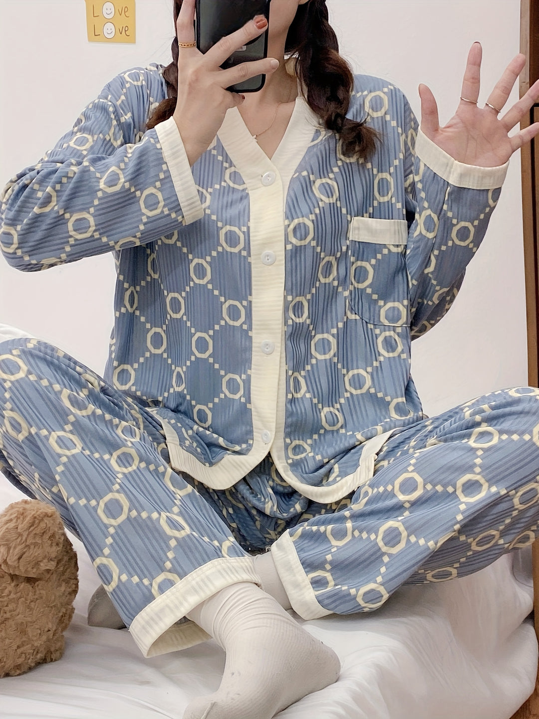 Noor - Pop Art Pajama Set With V-Neck