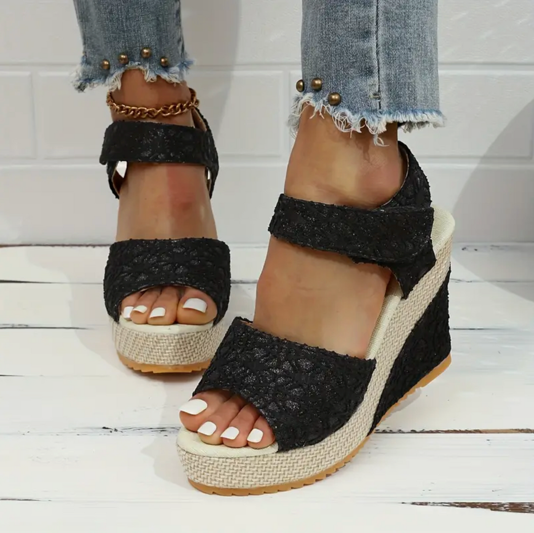 Eva - The Classic Platform Sandal