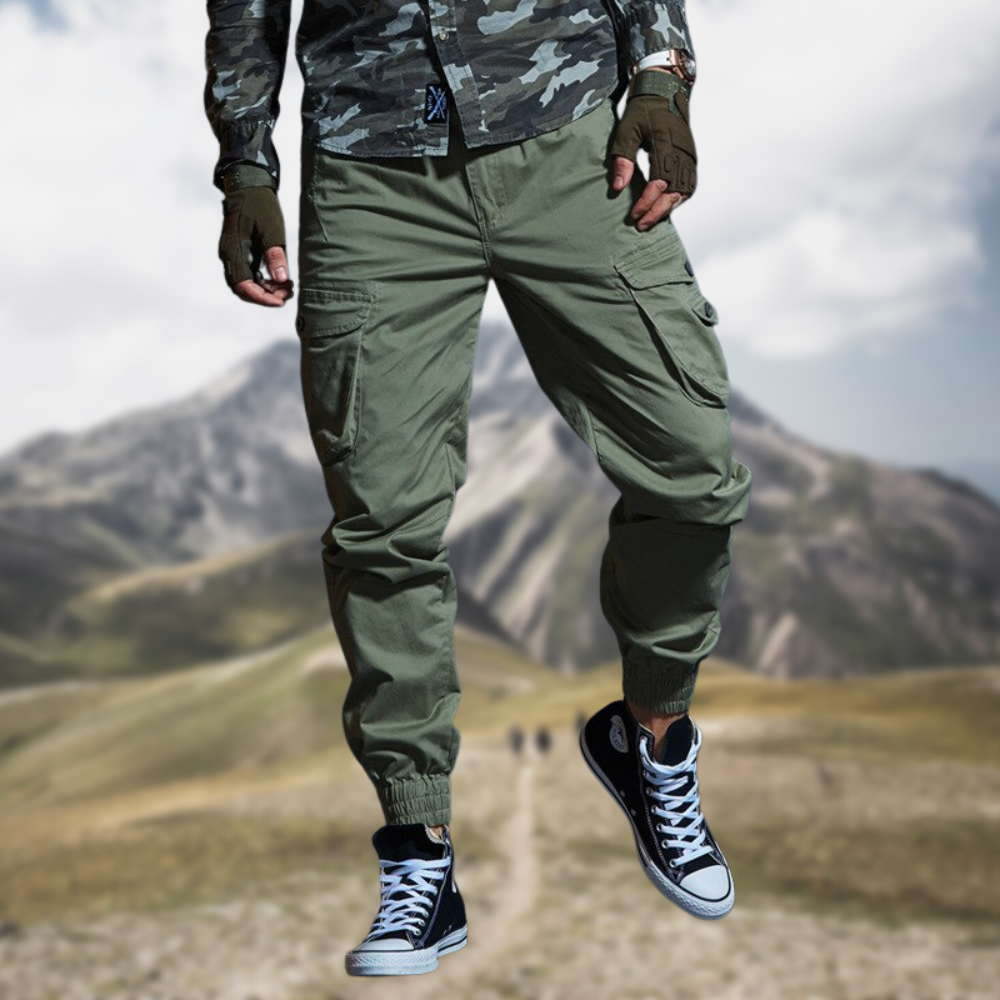 Max – Tactical Cargo Pants for the Adventurous Man