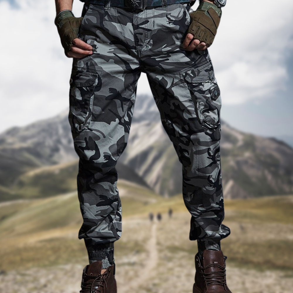 Max – Tactical Cargo Pants for the Adventurous Man