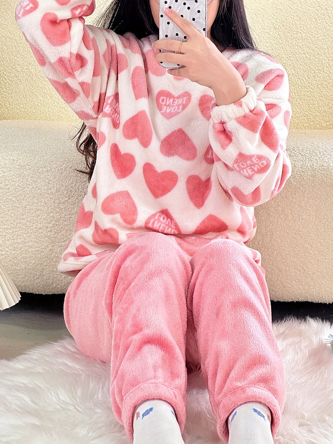 Linde - Cute Heart Print Fleece Pyjama Set with Round Neck