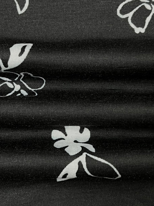 Femke - Plus Size Bloemenprint T-shirt Met V-hals