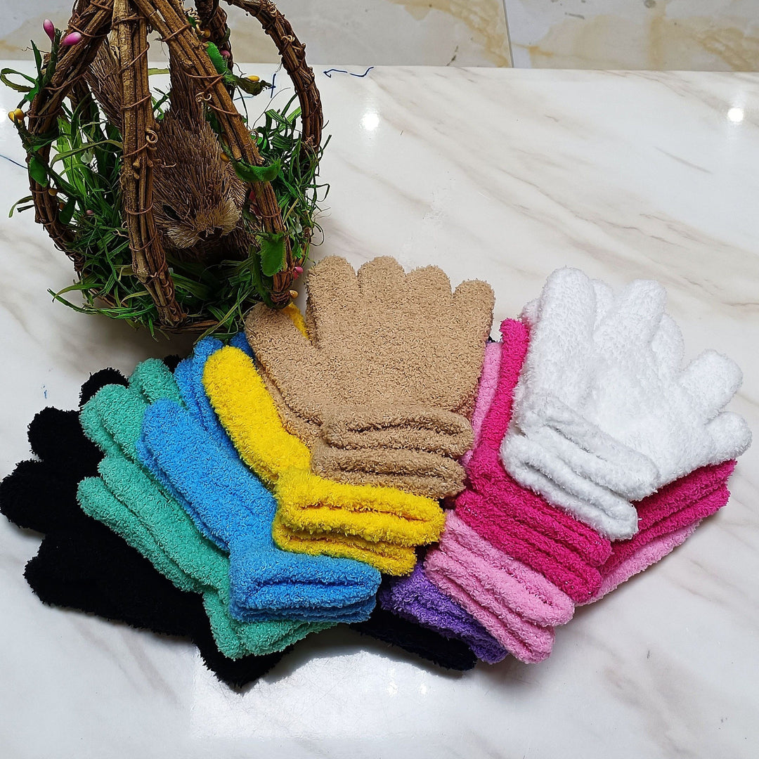 Lotte - Modern Short Warm Coral Velvet Gloves for Women