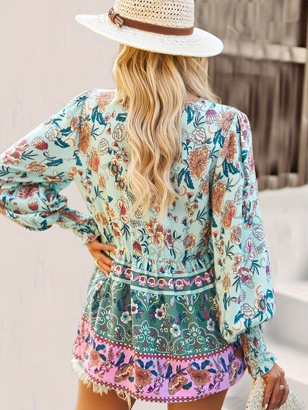 Fleur - Ethnic Floral Print Blouse with Lace and V-Neck