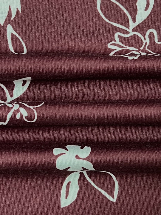 Femke - Plus Size Bloemenprint T-shirt Met V-hals