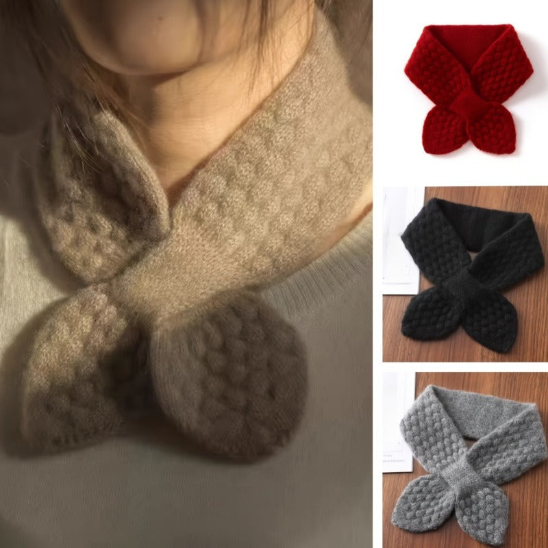 Fenna - Warm Knitted Neckwarmer for Fall and Winter