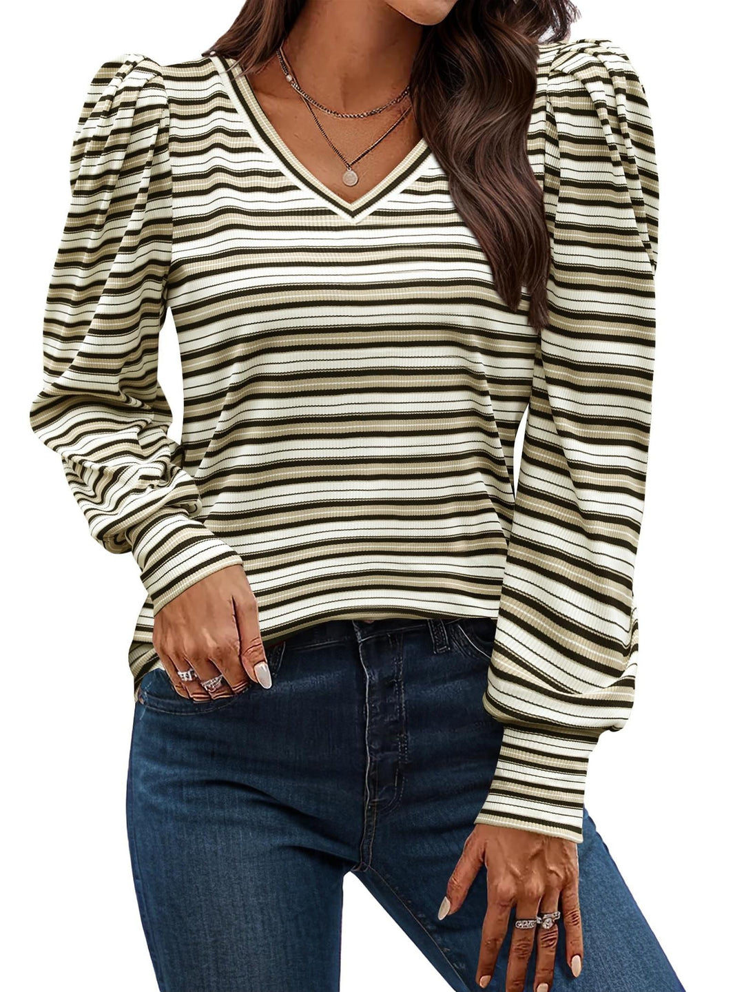 Amara - V-neck T-shirt with Puff Sleeves