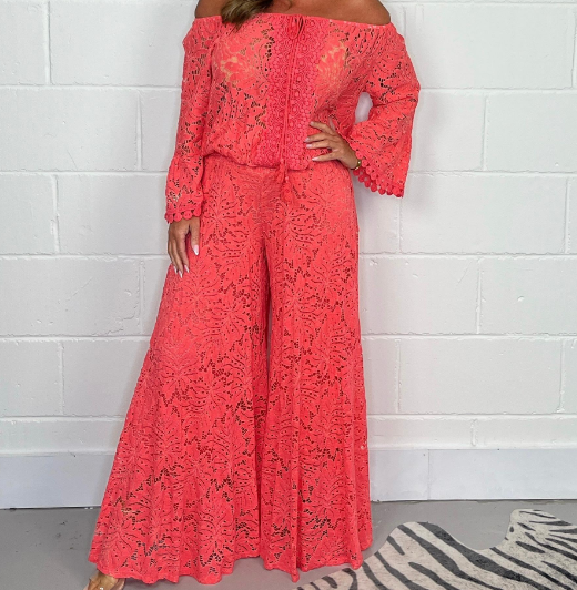 Femke - Tweedelig casual set met opengewerkt ontwerp